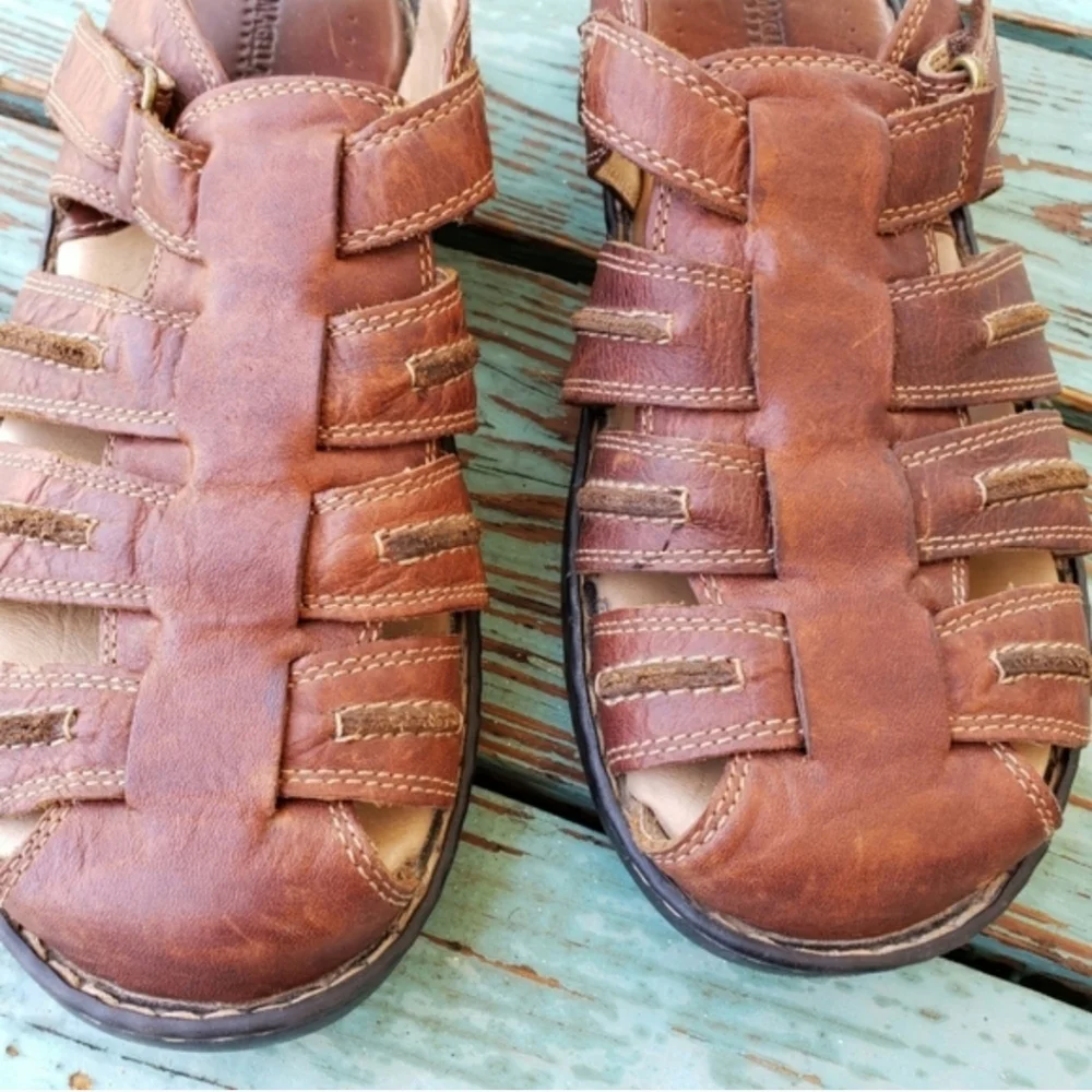Magellan Outdoors Brown Leather Fisherman Sandals Men’s 11 Excellent Condition